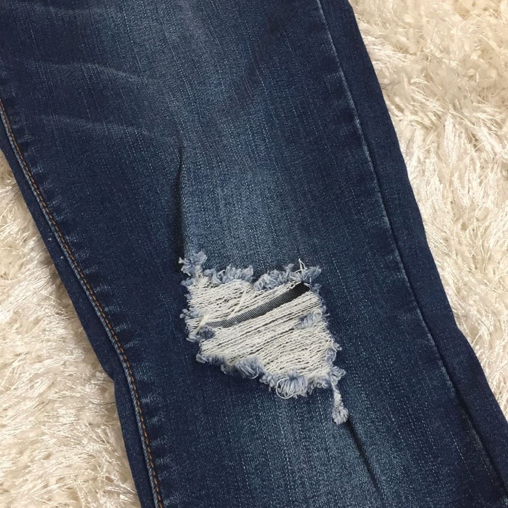 Size 3 Butt lifting Jeans - Picture 6 of 6
